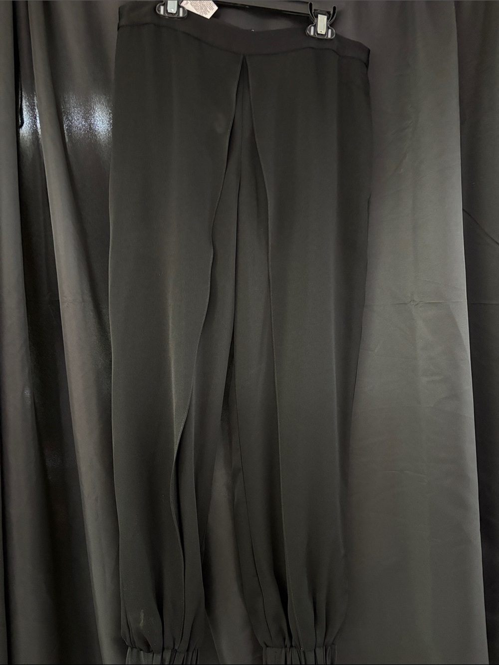 BCBGMaxAzria Black Elastic Cuff Blouse